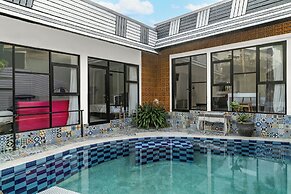 Vande Guest House