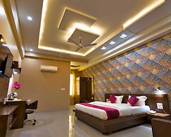 Hotel Shree Palace & Restaurant