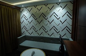 Hotel Shree Palace & Restaurant