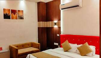 Hotel Shree Palace & Restaurant