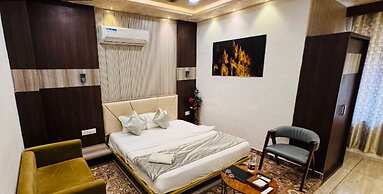 Hotel Shree Palace & Restaurant