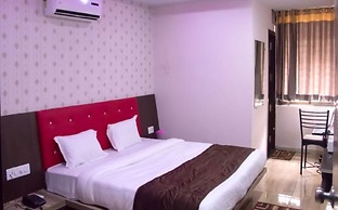 Hotel Shree Palace & Restaurant