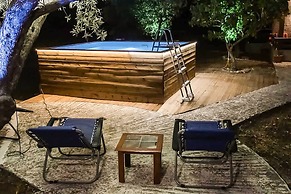 Sinani Villa - Garden Oasis With Private Pool