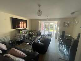 Bristol Unique Townhouse - 4 Bedroom House