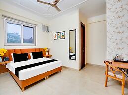 Townhouse Oak Sector 121 Noida Metro Station