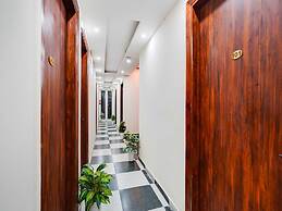 Townhouse Oak Sector 121 Noida Metro Station