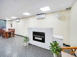 Townhouse Oak Sector 121 Noida Metro Station