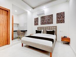 Hotel O Sarai Metro Station