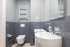 Next White Aparthotel Official