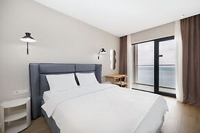Next White Aparthotel Official