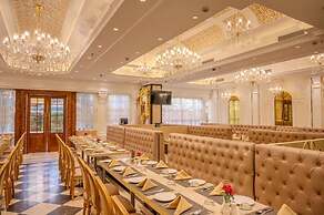 Anant Palace Hotel