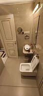 Anant Palace Hotel