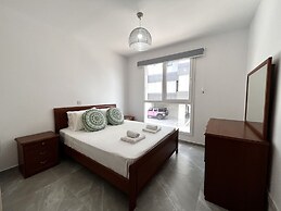 02 LIM - Stay Neo Coast Apartment