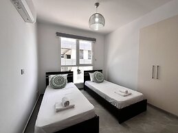02 LIM - Stay Neo Coast Apartment