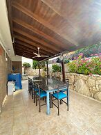 102 PAP - Stay Helios House