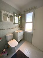 102 PAP - Stay Helios House
