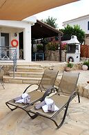 102 PAP - Stay Helios House