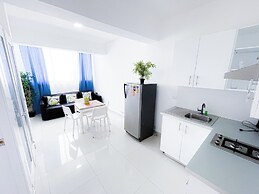STUDIOS and SUITES Ducassi ROOFTOP POOL