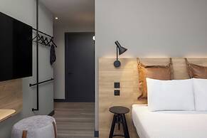 Moxy London Piccadilly Circus