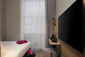 Moxy London Piccadilly Circus