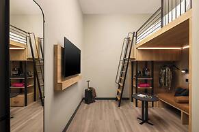 Moxy London Piccadilly Circus