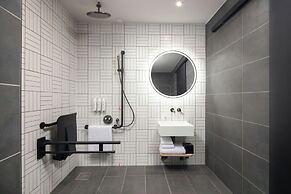 Moxy London Piccadilly Circus