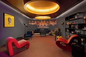 Moxy London Piccadilly Circus