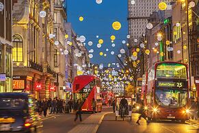 Moxy London Piccadilly Circus