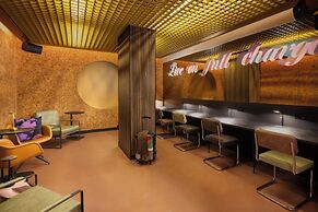 Moxy London Piccadilly Circus