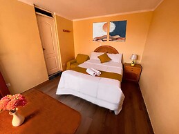 HOTEL EL PINO SUITE