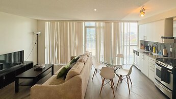 RivetStays - The Fly Luxury Suites