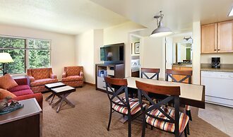 Canmore - Banff Resort Condos