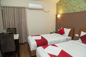Castle 360 Inn