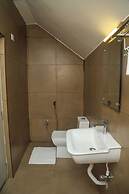 Castle 360 Inn