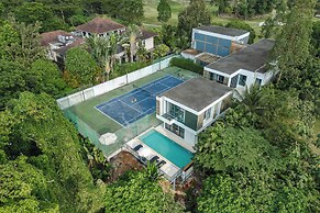 Luxury9BRVillaGolfViewTennisCourt V158