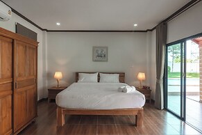 Spacious 4BR Pool Villa in Chalong V155