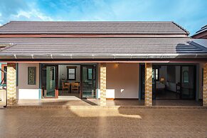 Spacious 4BR Pool Villa in Chalong V155