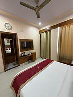HOTEL NARAYAN VILAS