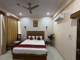 HOTEL NARAYAN VILAS