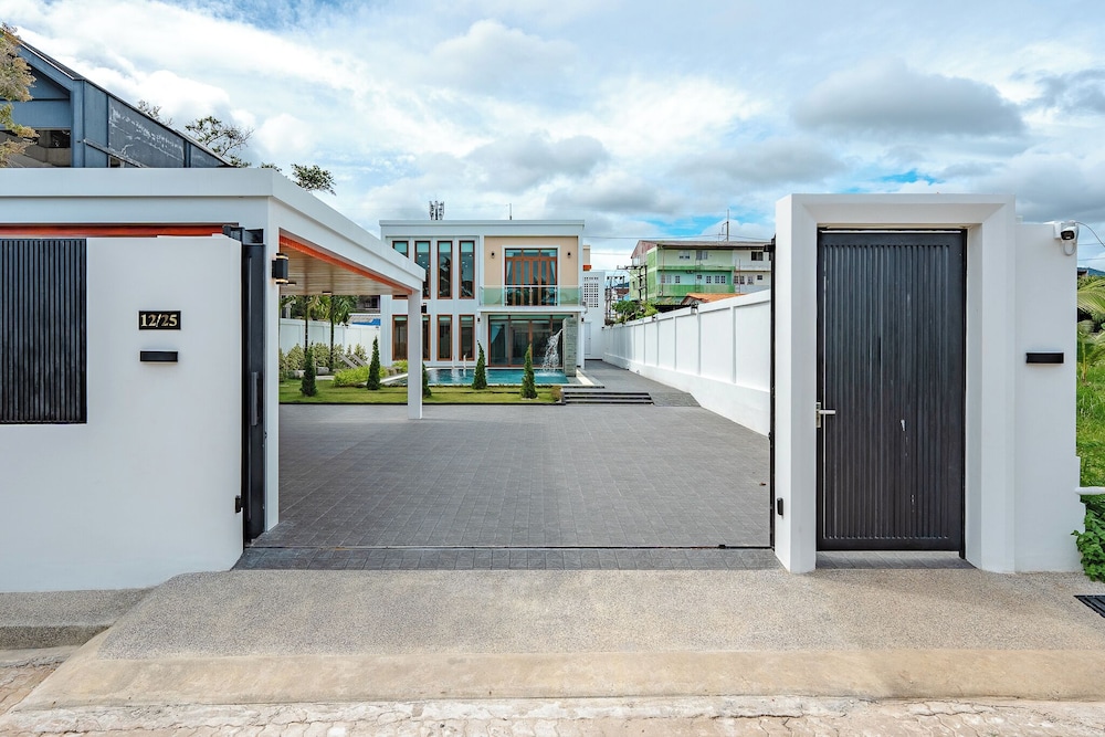 Built17122024Great Villa Beautiful V154