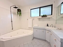 Korora Court by Charlesworth