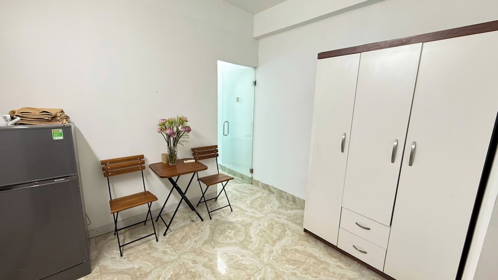 Era Apartment Royal City
