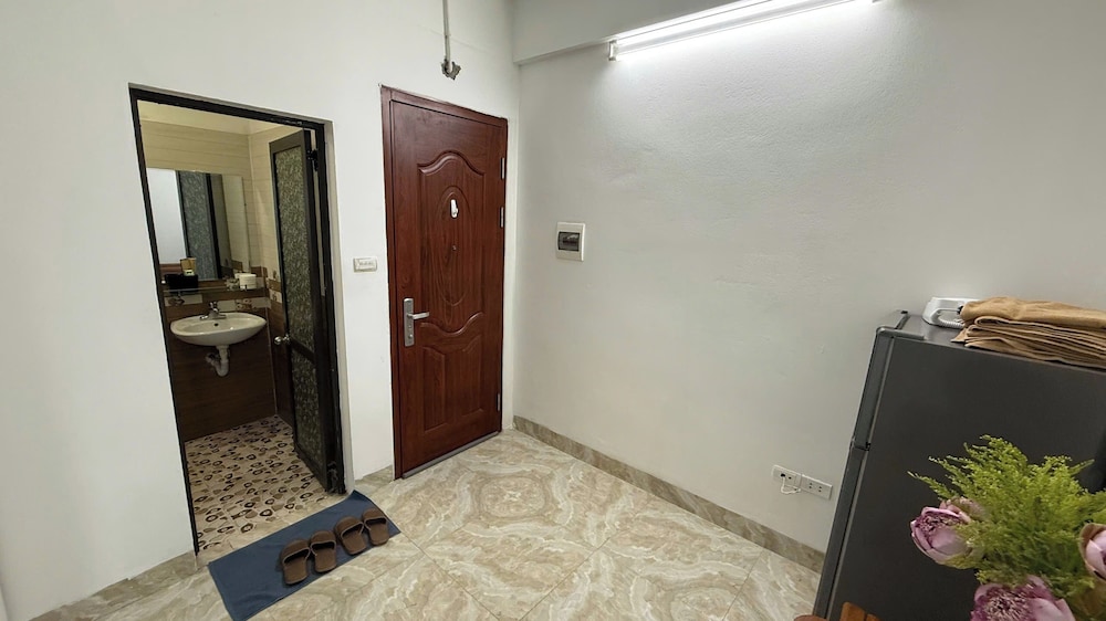Era Apartment Royal City