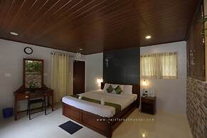 Rain Forest Resort - Munnar