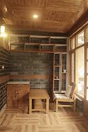 Khaapus Home Naggar