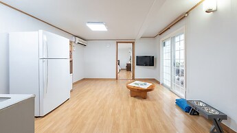 Evergreen Pet-friendly Pension, Taean