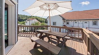 Evergreen Pet-friendly Pension, Taean
