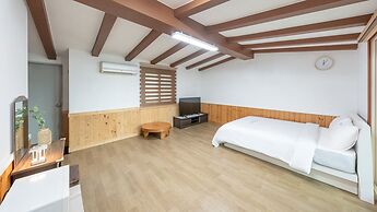 Evergreen Pet-friendly Pension, Taean