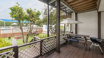 Evergreen Pet-friendly Pension, Taean