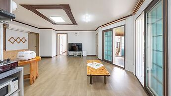 Evergreen Pet-friendly Pension, Taean